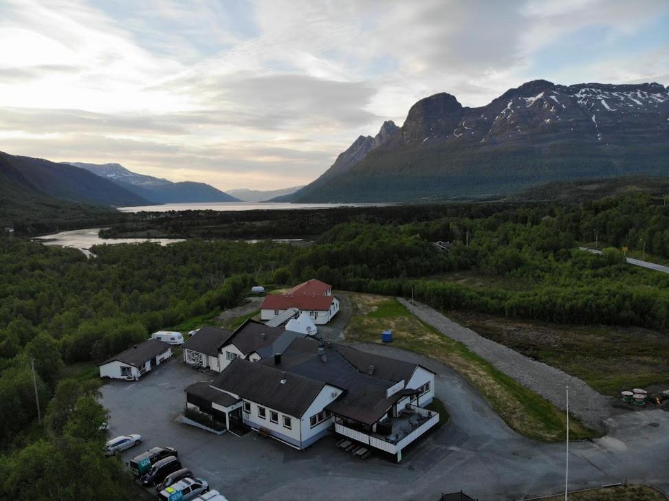 Welcome Lyngskroa Hotel